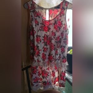 MODA Plus light, feminine romper.